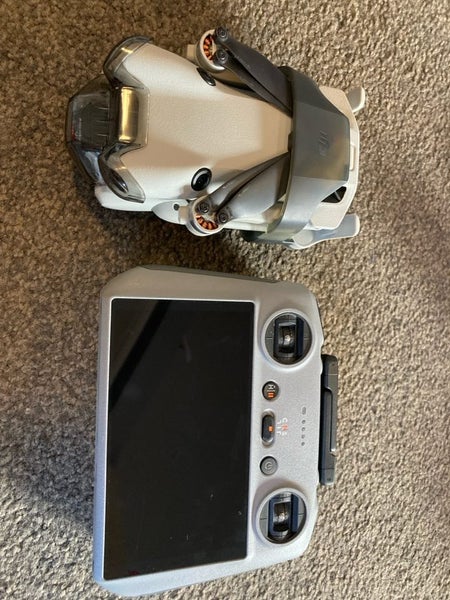 DJI Mini 4 Pro + Accessories Carousel 2