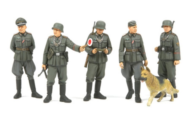 Tamiya 1/35 German Feild Police Set [35320] Carousel 1