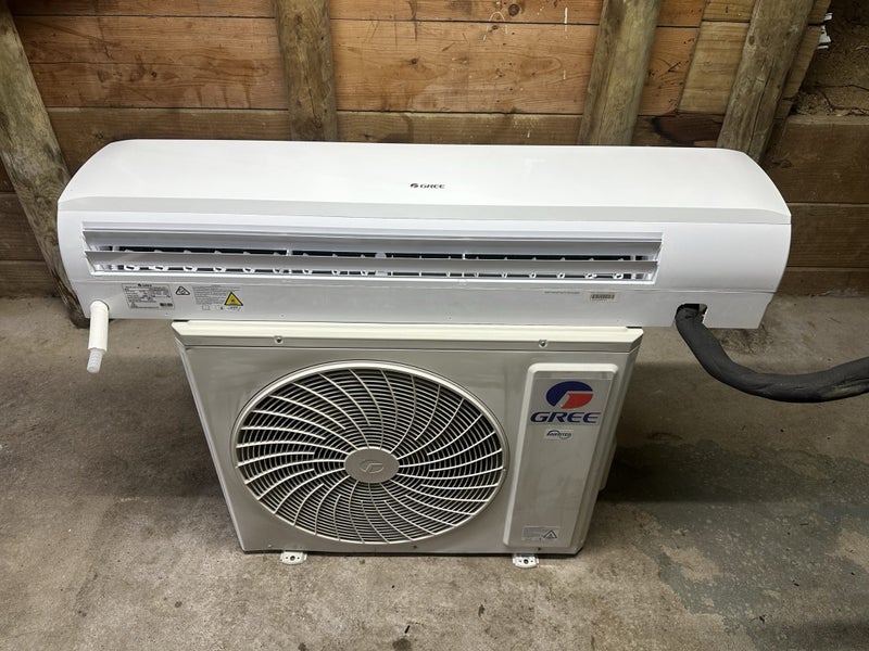 $1 Reserve Gree Hyper GWH32 10kw Hi-wall Heat Pump / Air Conditioner Carousel 2