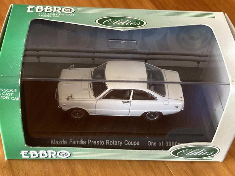 Mazda Familia Presto Rotary Coupe – Die-Cast Model Car 1:43 Carousel 1
