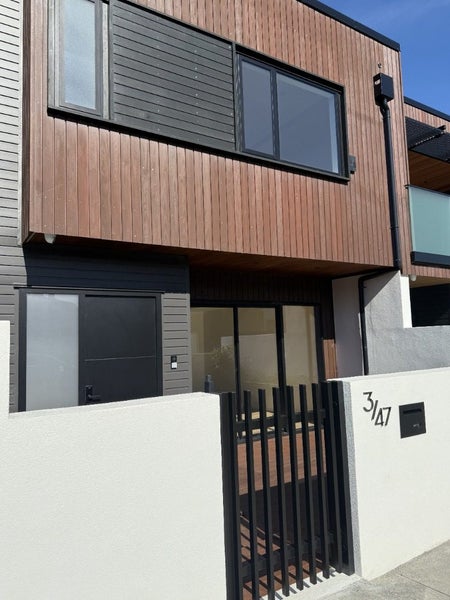 Image 1 of 19