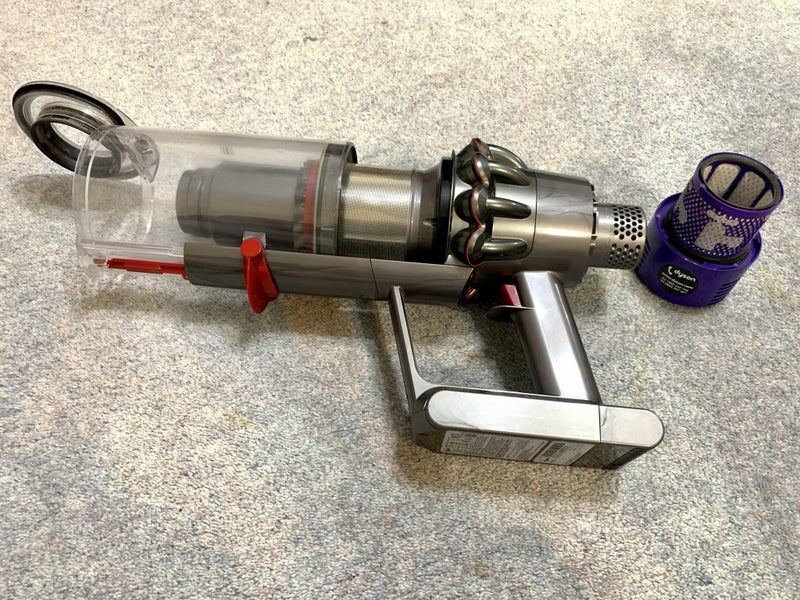 Dyson v10 Main Body Carousel 2