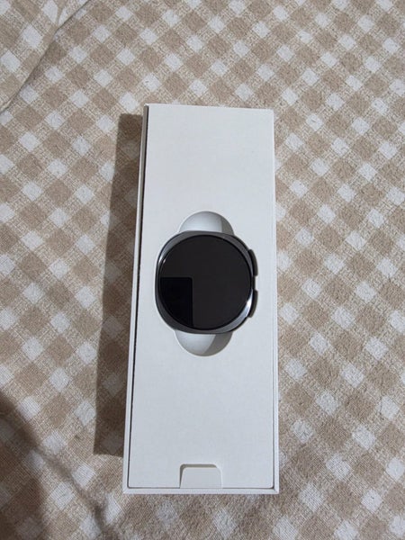 Samsung watch 8 44mm Carousel 2