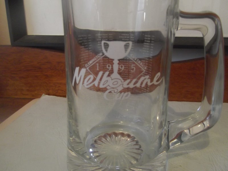 MELBOURNE CUP - CRYSTAL STEIN 1861-1995 Carousel 2