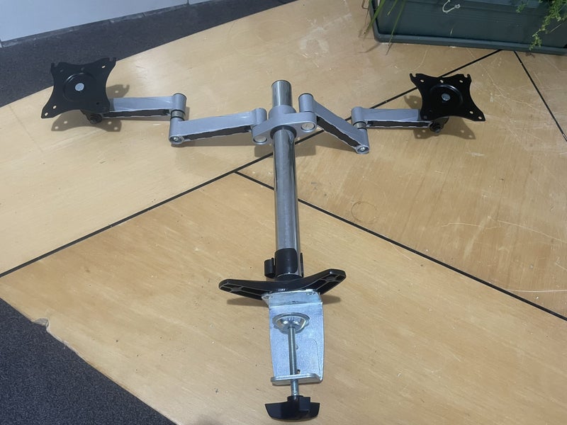Double Monitor Desk Mount Carousel 1