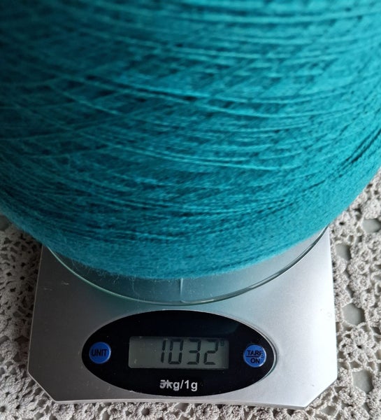 1 kg of synthetic (not wool) laceweight 2-ply yarn - teal - clean and fresh Carousel 6