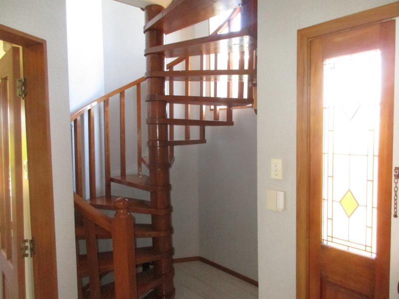 Whitby, 3 bedrooms63621788927617111