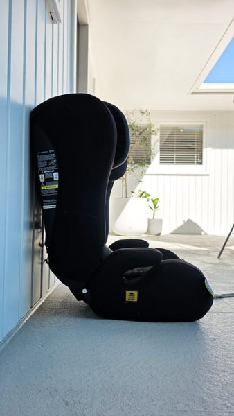 Infasecure CS9013 Forward Facing Carseat (6mths - 8yrs)64451747054595113