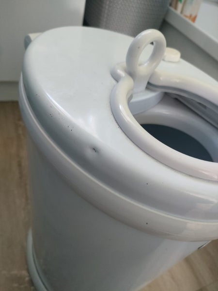 Ubbi nappies bin Carousel 3