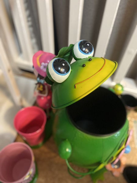 Windmill Kids - Flower Froggy Metal Bin Carousel 3