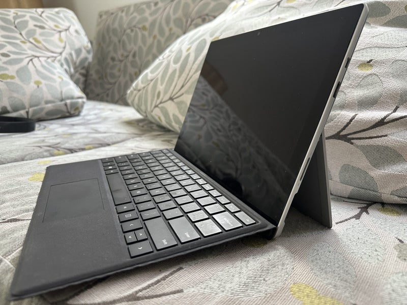 Microsoft Surface Pro 5 – Model 1796 Carousel 2