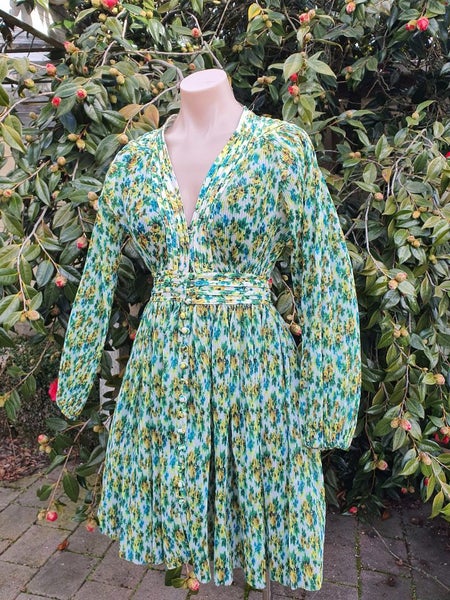 Zimmermann Golden Plisse Dress Excellent Condition Size 8 Carousel 2
