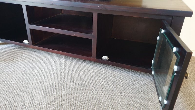 solid wood TV Cabinet Carousel 2