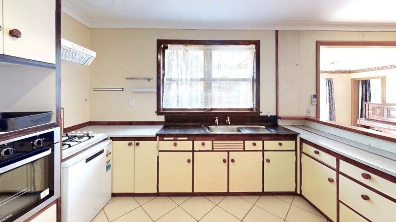 Takaro, 4 bedrooms63614041273731111