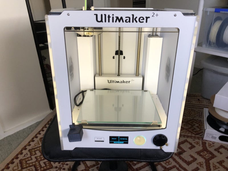 Ultimaker 2+ 3D Printer- good condition Carousel 1