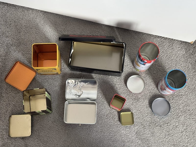 Tin collection Carousel 3