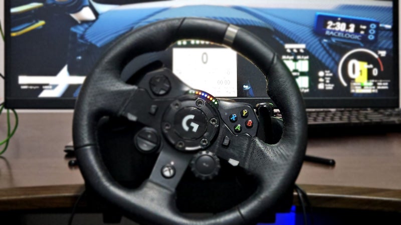 Logitech G923 TrueForce Racing Simulator Carousel 2