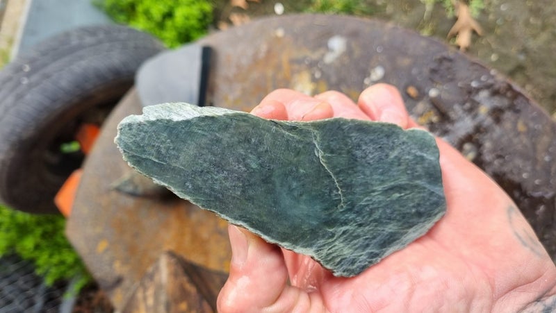 Greenstone slab Carousel 1