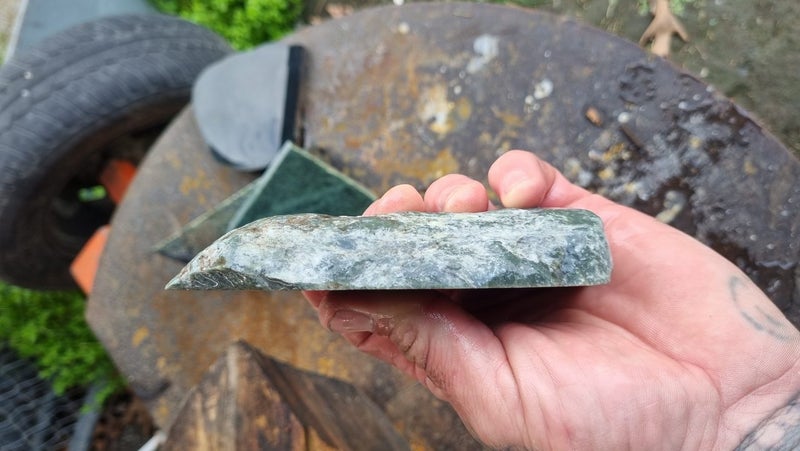 Greenstone slab Carousel 2