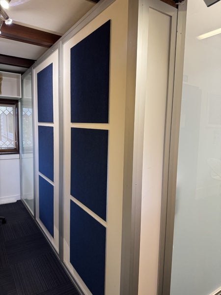 Office partitioning Carousel 10