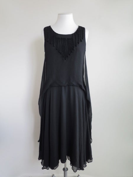 PAULA RYAN (NZ) *Designer 100% Silk Crepe Floaty Hem Chic Dress* M/12 Carousel 1