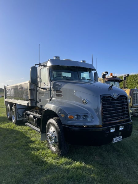 2008 Mack Vision63613201064195110