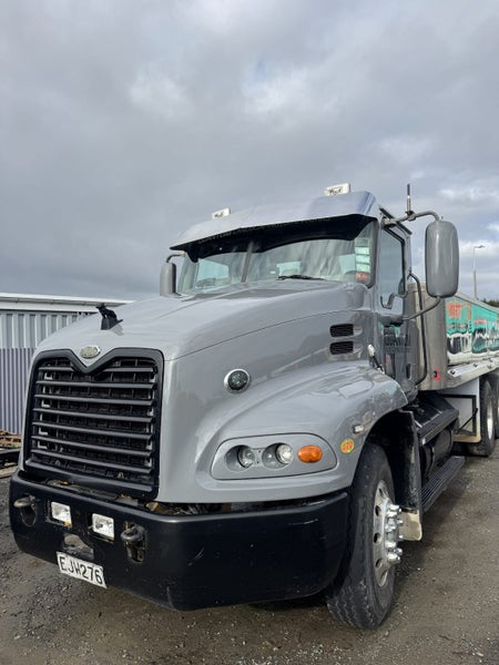 2008 Mack Vision63613201064195114