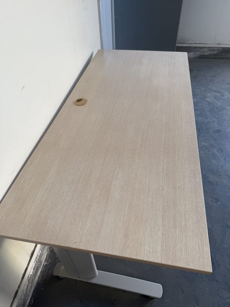 Quality Office Desk - Great Condition - RRP $450 Carousel 2