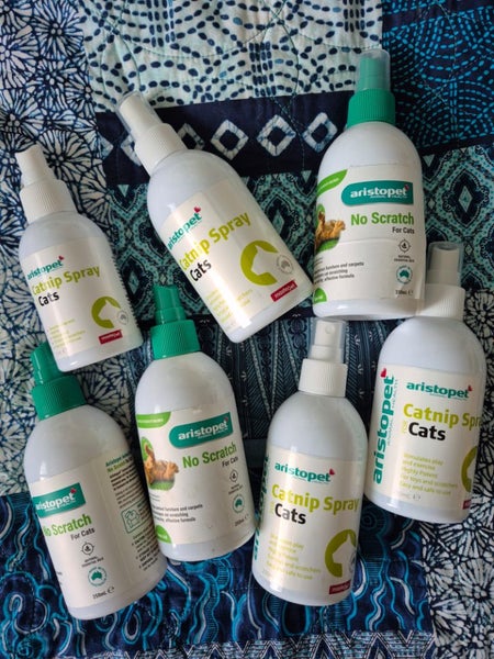 $1 reserve-Aristopet 'No scratch' & 'Catnip' spray Carousel 1