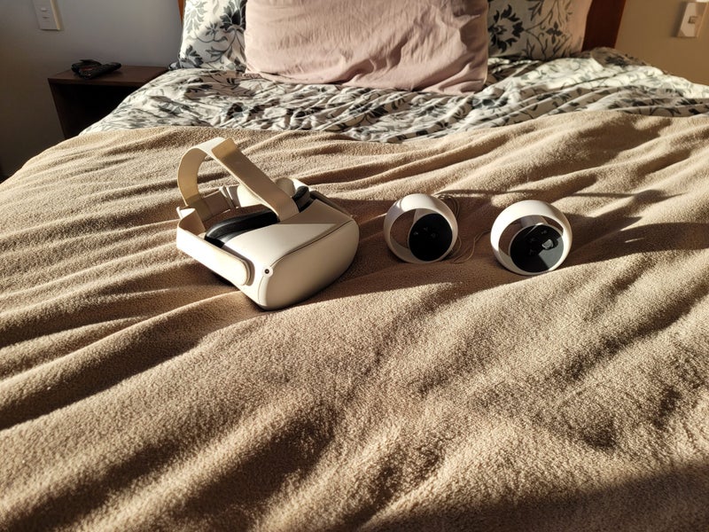 Oculus Quest 2 Carousel 1