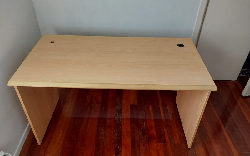 Desk Carousel 1