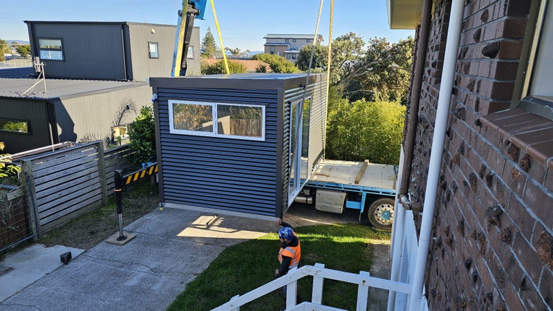Sleepout 4.8 x 2.4 m Carousel 6