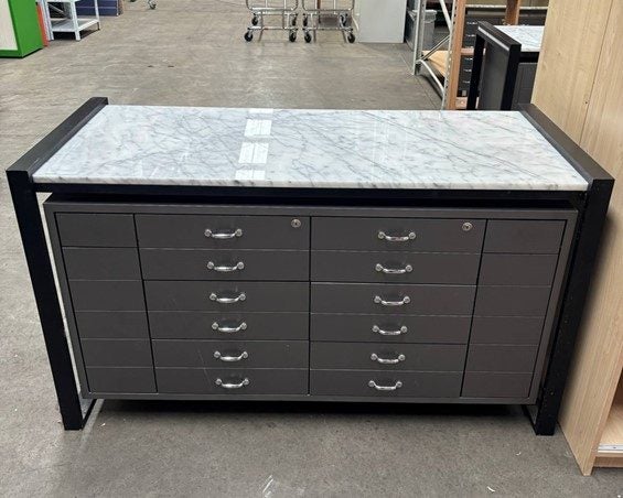 22476 - Glass Retail Drawers - Used Carousel 1
