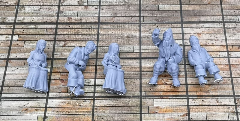 Townsfolke Miniatures Set#1 Sitting Villagers Dungeons & Dragons dice4dungeons Carousel 1