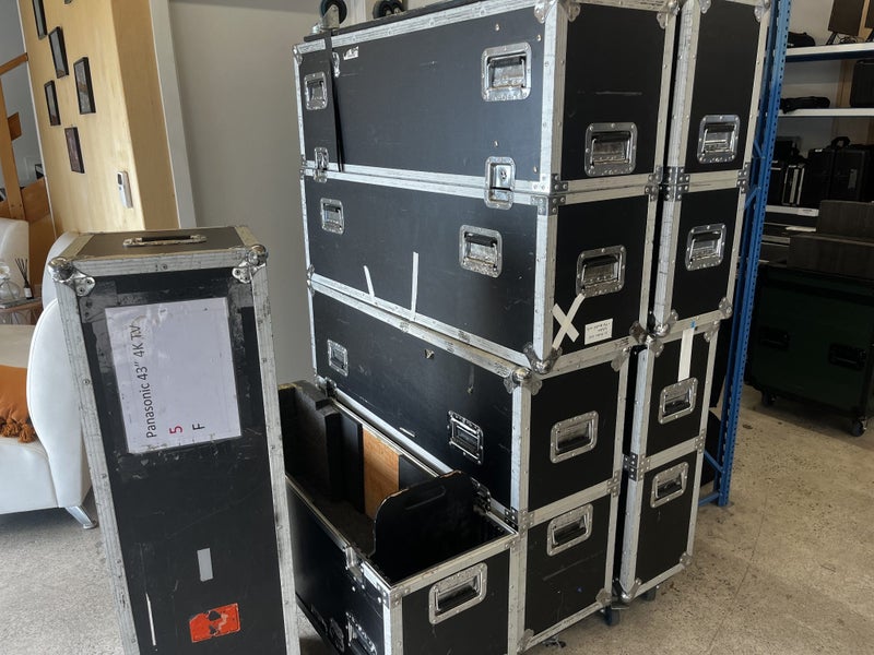 Road Ready 43Inch Custom Flight Cases (HAMILTON PICKUP) Carousel 1