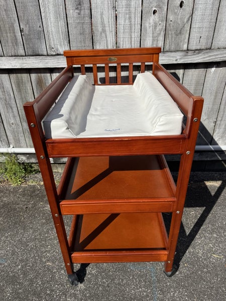 Jolly Jumper change table Carousel 3