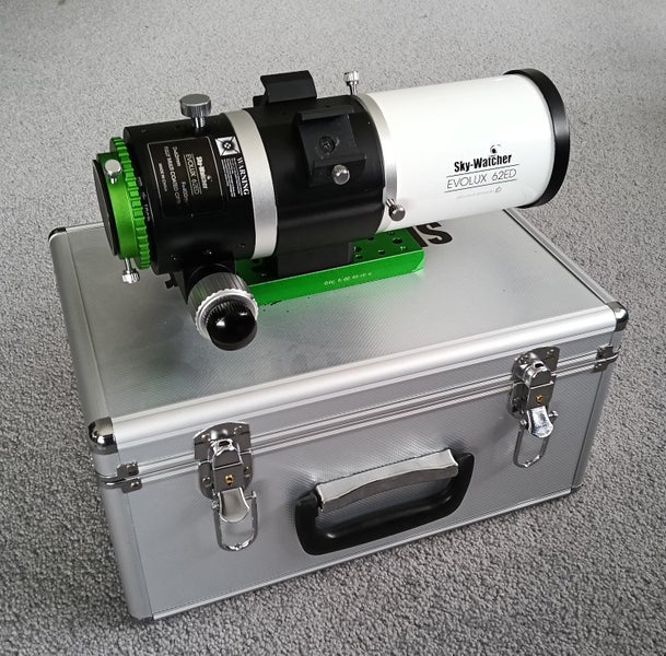 Skywatcher Evolux 62ED telescope Carousel 1