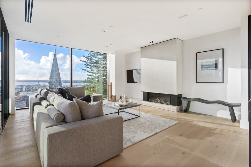 A statement of luxury - Final week63614051047683113