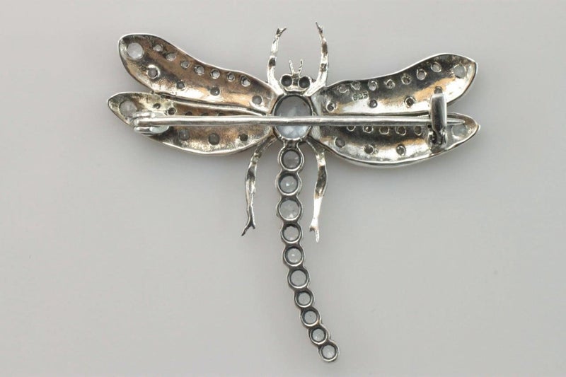 Wow lovely silver dragonfly brooch Carousel 2