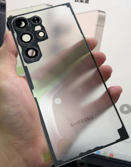 Samsung S24 Ultra Clear Back Cover for replacement / Accessories Carousel 2