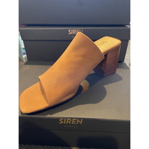SIREN Kenny Tan Nubuck Block Heel Slides Carousel 2