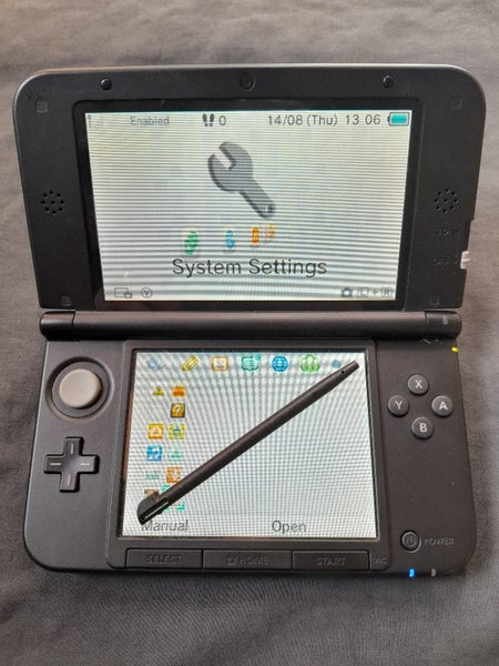 Blue Nintendo 3DS XL Carousel 2