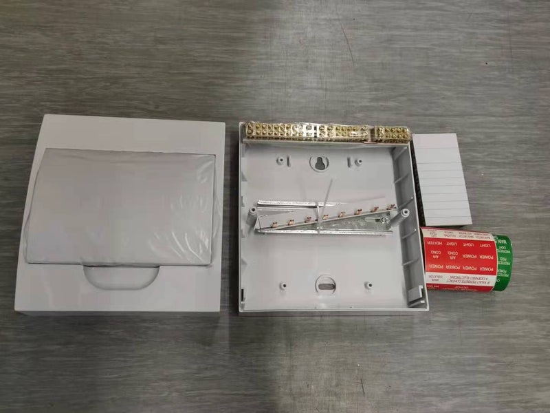 8 Way Surface Mounted Distribution SwitchBoard with buzz bar Carousel 2