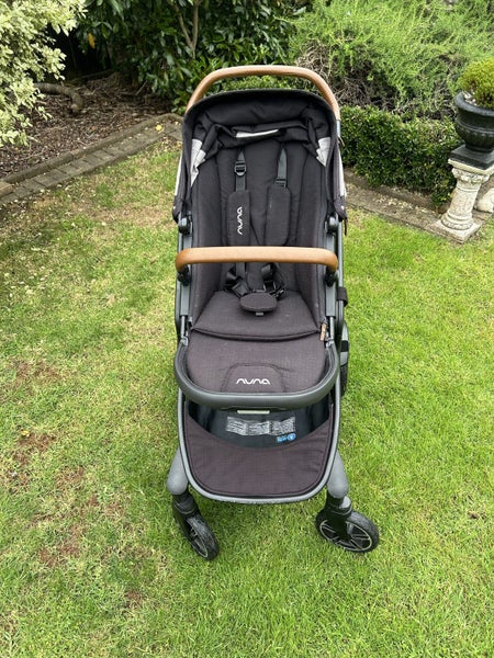 Nuna Demi Grow - seat, bassinet + extras! Carousel 2