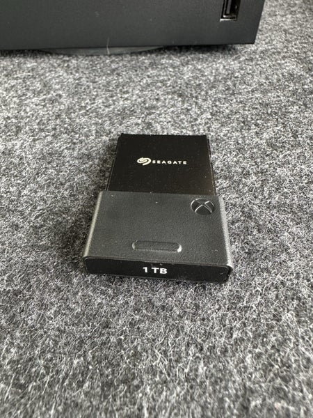Xbox Series X + 1TB Seagate Expansion Card Carousel 2
