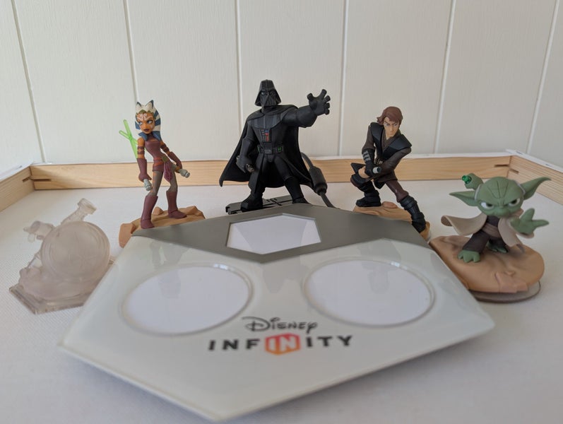 Disney Infinity Figures and Base 3.0 - Star Wars Carousel 1