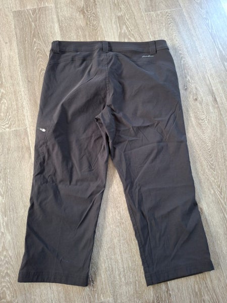 Eddie Bauer Capri Pants - 10 (10-12) Carousel 4