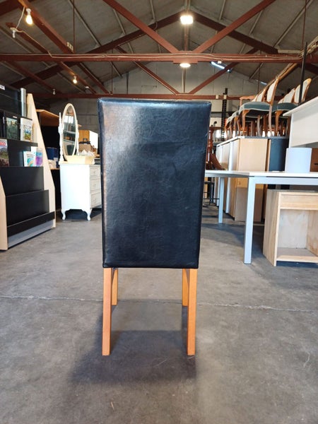 Leather Chair Carousel 2