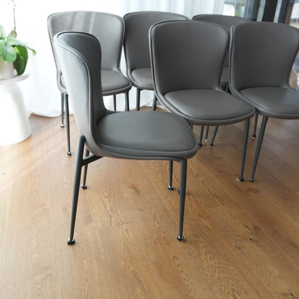 $1 Reserve Dinning Chairs x 6 in Very Good Condition63616194421889113