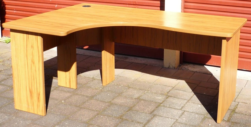Computer Desk Carousel 1